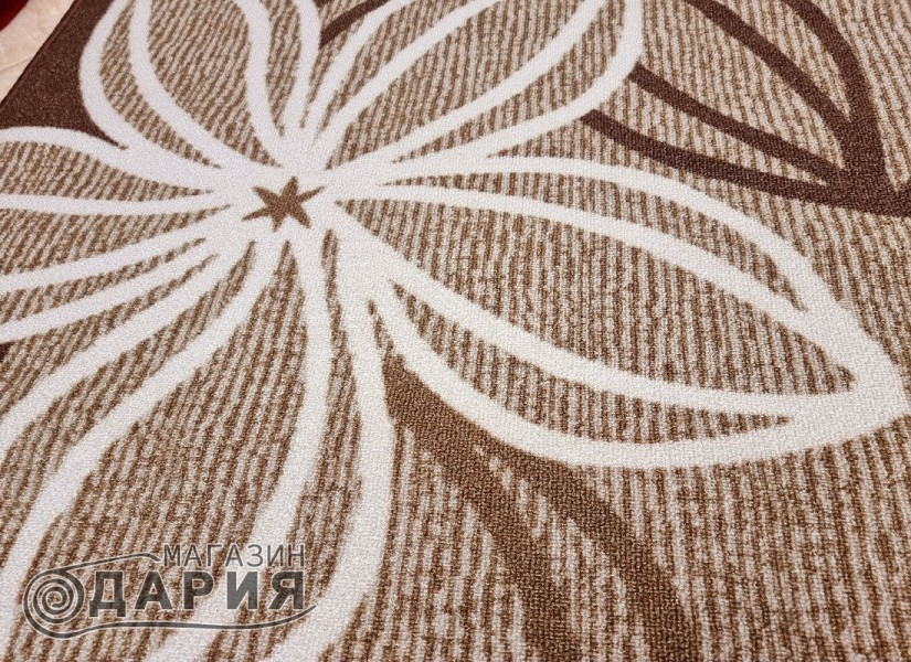 Мокетен килим ERIKA 8013 brown